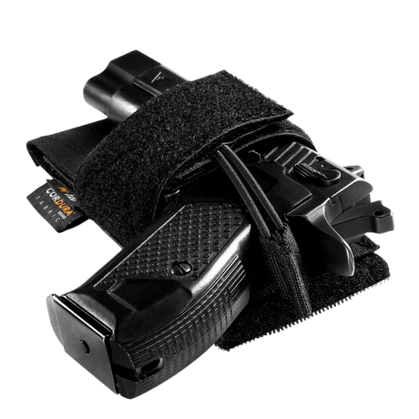 M-Tac CCW-hylster – modulært universelt hylster med velcro-loop-panel og Cordura-materiale, galleri posisjon 1, for diskret bæring av utstyr.