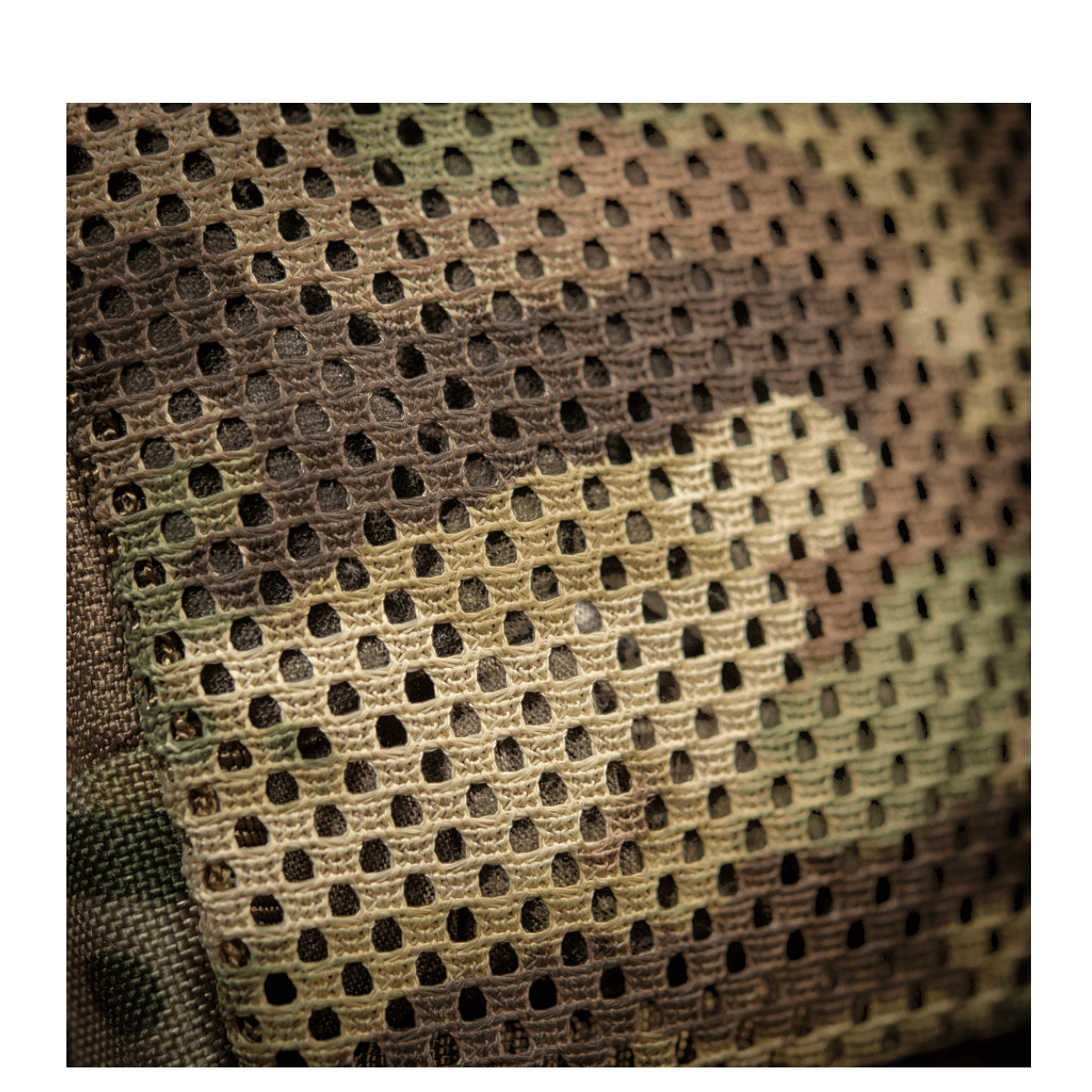 M-Tac Hook & Loop Utility Panel i camouflage mesh design, velegnet til tasker og rygsække med loop-paneler, 19 x 13 cm størrelse.
