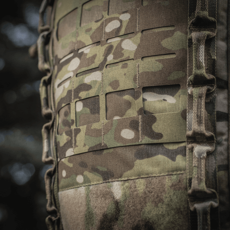 Detaljbilde av M-Tac Ryggsekk Large Gen.III Elite i camouflagedesign, viser Cordura-konstruksjon og taktiske egenskaper.