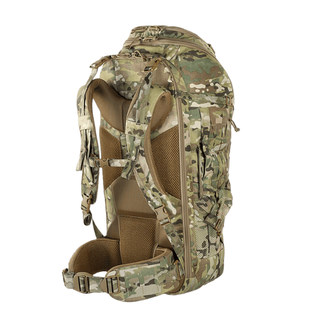 M-Tac Ryggsekk Large Gen.III Elite laget av slitesterkt Cordura, ideell for taktisk bruk og utstyrstransport med ergonomisk design.