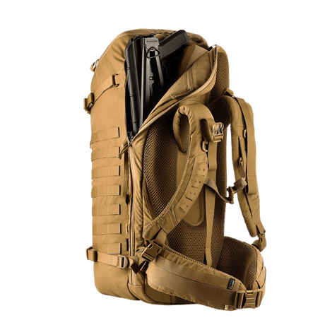 M-Tac Ryggsekk Gen.II Elite Large i tan med våpenrom og ergonomiske stropper, produsert av slitesterkt Cordura 330D og 1000D materiale.