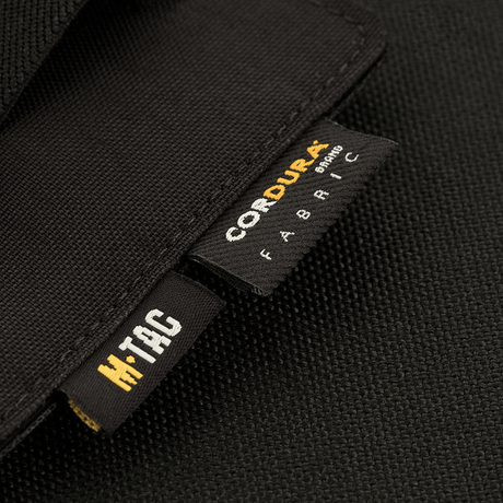M-Tac Double Mag Pouch Hook Backed Magazine, fremstilt av slitesterkt CORDURA-stoff med merker, designet for modulær oppbevaring