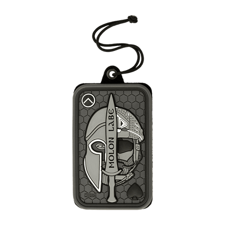 M-Tac Badge Holder – ID-kort og patch med taktisk design og MOLON LABE-motiv, plastbase og Velcro for ID og patch, metallring for oppheng.