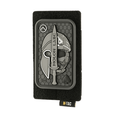 M-Tac panel for patches på MOLLE 80x135 med plastbase og hook & loop-overflate, ideelt for favorittpatcher og ID