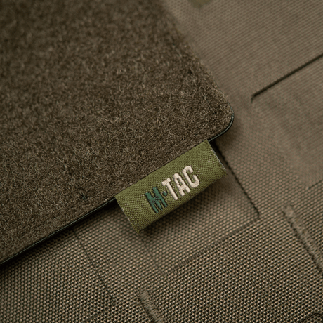 M-Tac panel for patches på MOLLE 80x85 med plastbase og hook & loop-overflate for patches og ID