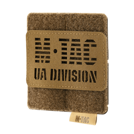 M-Tac-panel for patches på MOLLE 80x85 med hook & loop overflate for patches og ID, plastbase for stabilitet.