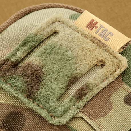 M-Tac PC Utility Pouch Elite i kamuflasje med Velcro-panel for patches og slitesterkt Cordura-materiale.