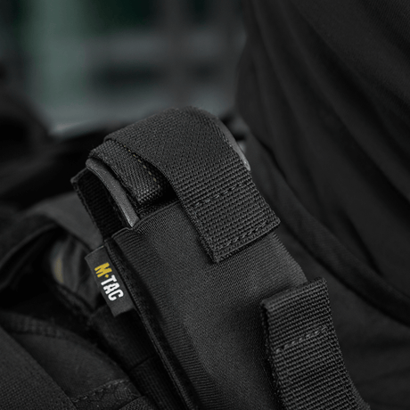 M-Tac Tourniquet Pouch Elastisk med MOLLE Gen.II festet på utstyr; rask oppbevaring av C-A-T tourniquet; Cordura-materiale.