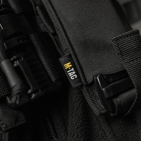 M-Tac Elastisk Tourniquet Pouch Molle Gen.III med praktisk bæreutforming og ekstra fikseringselementer i Cordura Squadron.