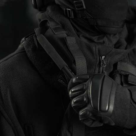 Taktisk operativt antrekk med M-Tac Elastisk Tourniquet Pouch Molle Gen.III i bruk.