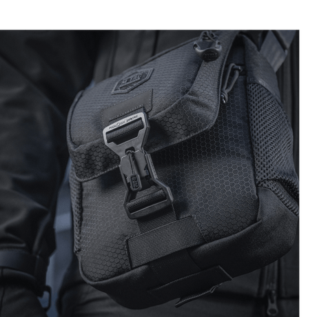 M-Tac Satellite Magnettaske Gen. II Elite Hex i svart Cordura Hex og Cordura 10 med NIJ-sertifisering, detaljert visning, galleri posisjon 1.