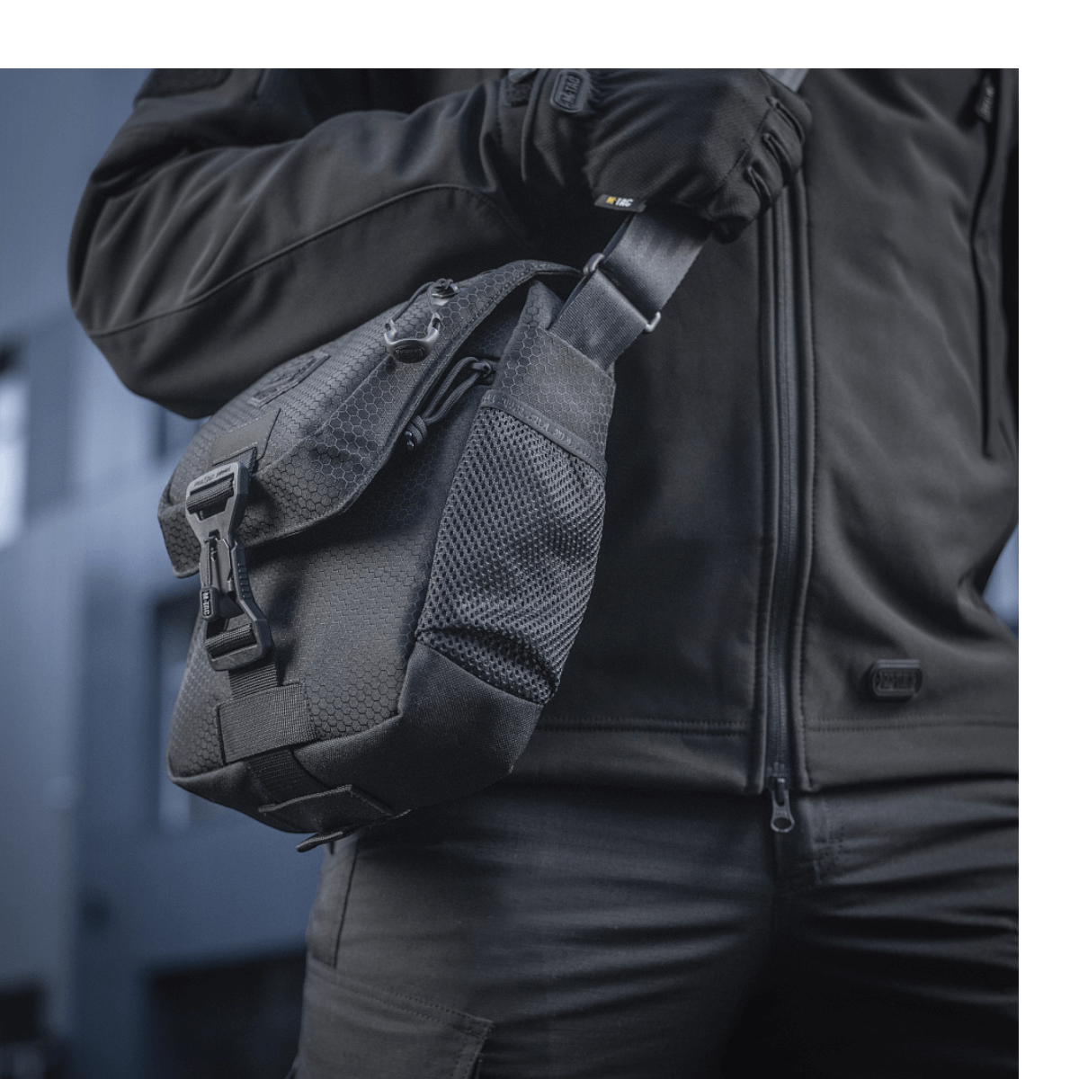 M-Tac Satellite Magnetic Bag Gen. II Elite Hex