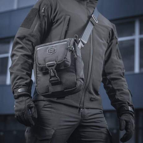 M-Tac Satellite Magnettaske Gen. II Elite Hex i svart med Cordura Hex-materialer og NIJ-sertifisering, vist i galleri posisjon 1.