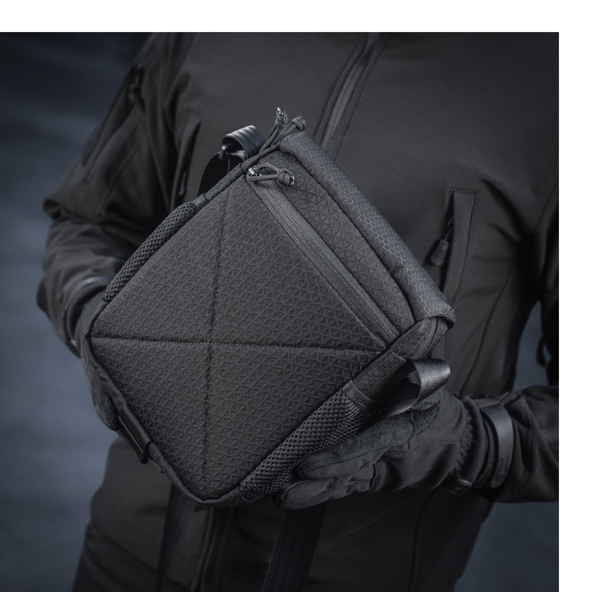 M-Tac Satellite Magnetic Bag Gen. II Elite Hex