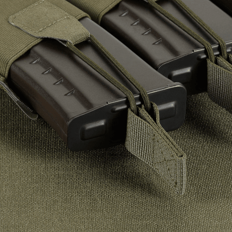 M‑Tac Elastisk Triple Magazine Pouch Elite med tre magasiner, Cordura 500D, MOLLE-feste, kompakt design for feltbruk.