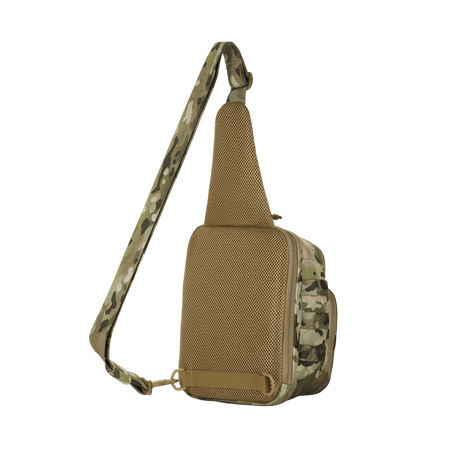 M-Tac Cross Bag Elite Hex i kamuflasjedesign, sett fra siden, med justerbar skulderstropp, laget av Cordura 500, ideell for daglig bruk.