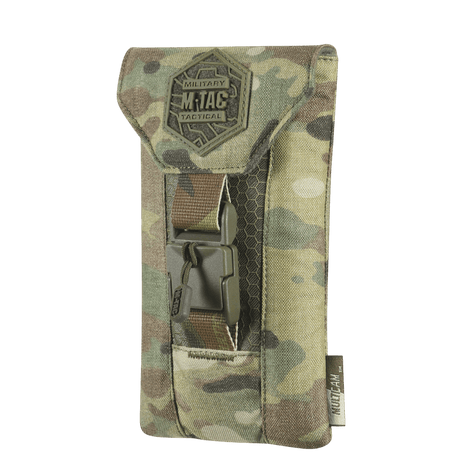 M-Tac Smartphonelomme Elite Large Hex i kamuflasjedesign for sikker oppbevaring, laget av slitesterkt CORDURA HEX-materiale med magnetisk spenne.