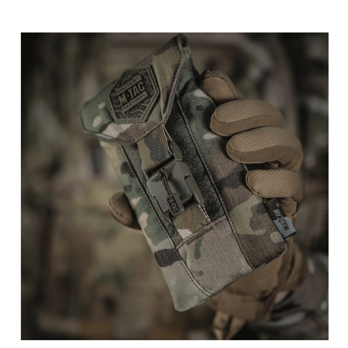 M-Tac Smartphone Lomme Elite Large Hex i slidstærk Cordura med WJ magnetisk spænde, perfekt til smartphones op til 6,5 tommer.