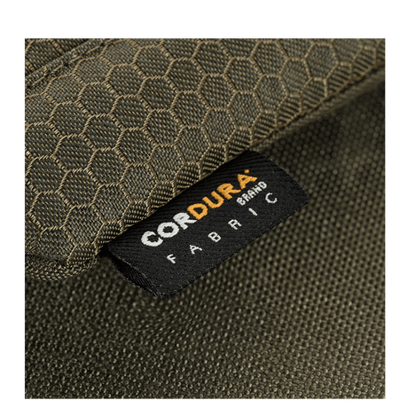 Nærbilde av M-Tac Smartphone Lomme Elite Large Hex laget av CORDURA HEX 1000D-stoff med WJ-spenne.