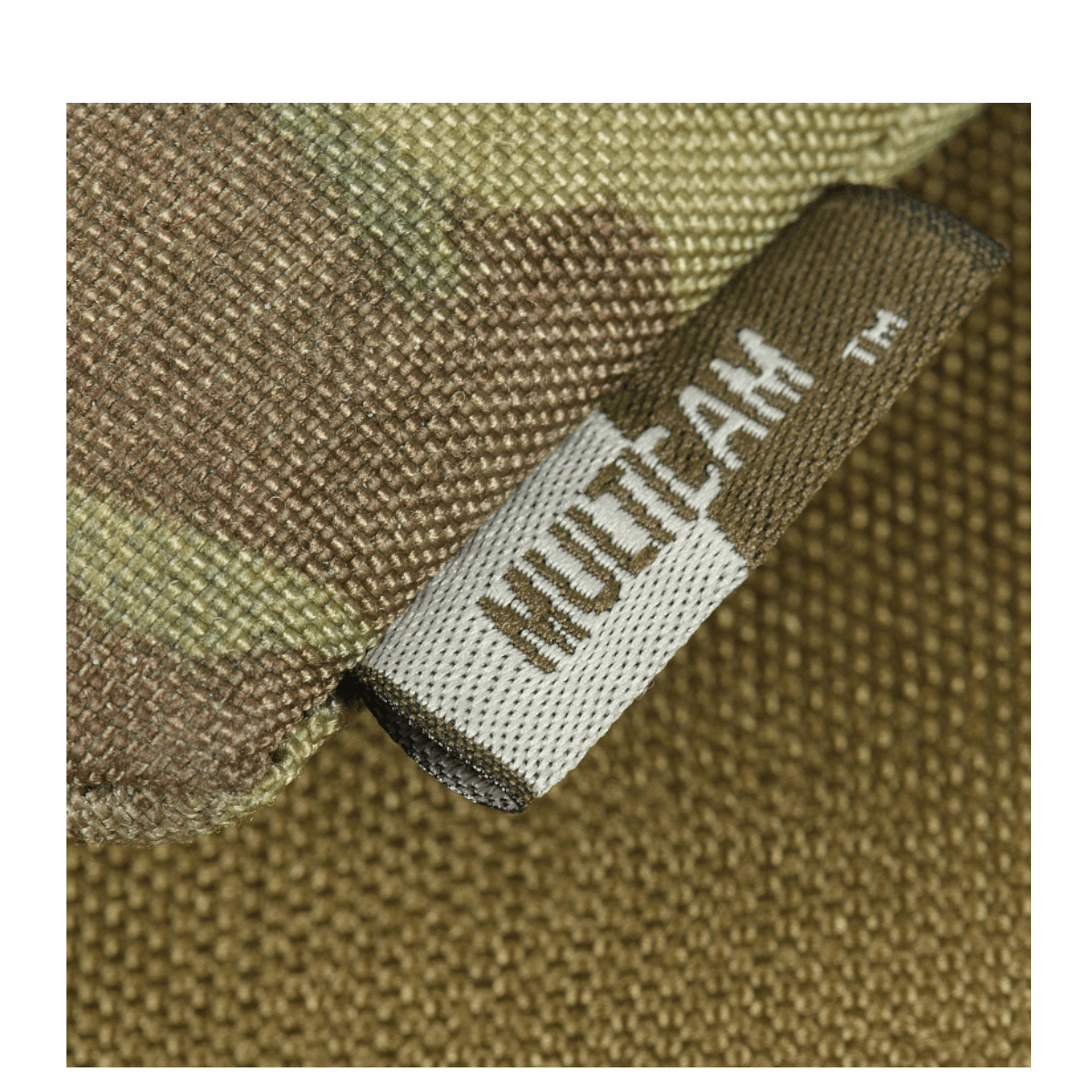 Detalje af M-Tac Smartphone Lomme Elite Large Hex med holdbart CORDURA HEX materiale og Multicam design.