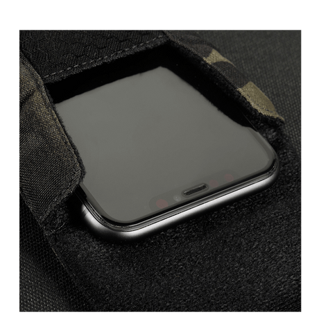 M-Tac Smartphone Lomme Elite Large Hex i svart CORDURA med magnetisk spenne, designet for telefoner opptil 6,5 tommer.
