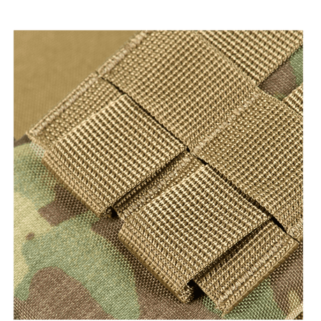 Detaljefoto av M-Tac Smartphonelomme Elite Large Hex laget av CORDURA HEX med magnetisk spenne, perfekt for smartphone opptil 6,5 tommer.