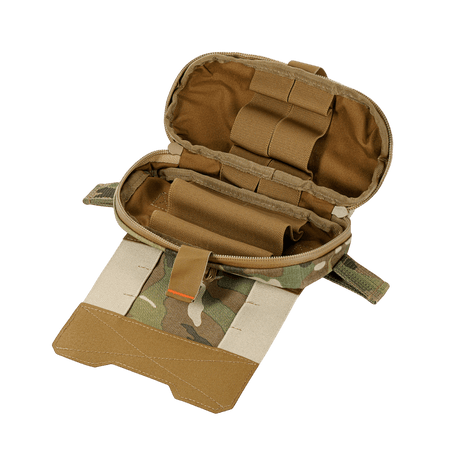 M‑Tac Horizontal Medical Pouch Elite førstehjelpskit i Cordura med YKK AquaGuard-glidelås og organizer for feltbruk.
