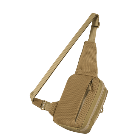 M-Tac Sling pistolveske Elite Hex i slitebestandig Cordura 1000D, komfortabel skulderrem, ideell for skjult våpentransport.