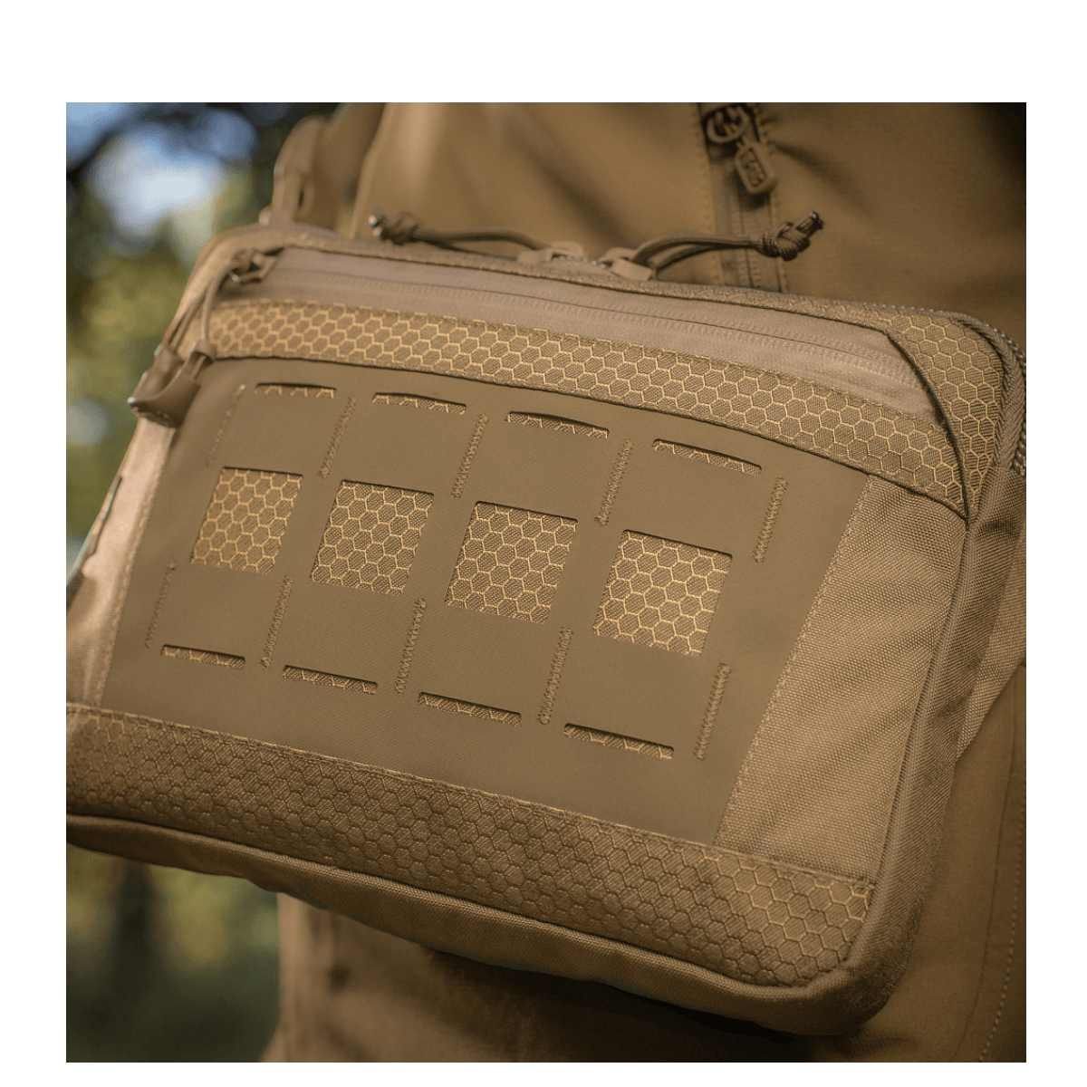 M-Tac Admin Taske Elite - stilfuldt design i slidstærk Cordura 500D, lynlåse fra YKK, justerbar skulderrem med fastex.