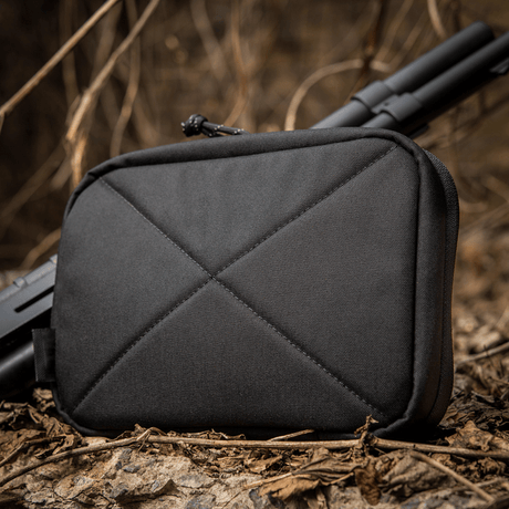 M-Tac Utility Organizer Slim Elite, ergonomisk svart veske laget i Cordura 500D, perfekt for oppbevaring av EDC-kit og tilbehør.