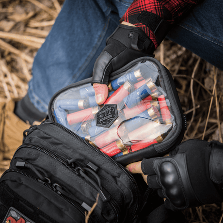 M-Tac Utility Organizer Slim Elite holder sikker oppbevaring av EDC-gjenstander med gjennomsiktig forvegg for rask identifikasjon.