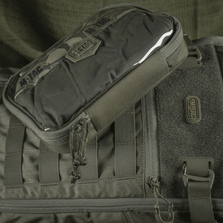 M-Tac Utility Organizer Slim Elite i slitesterkt Cordura 500D-materiale, perfekt for EDC-kit og sikker oppbevaring, 22x16 cm.