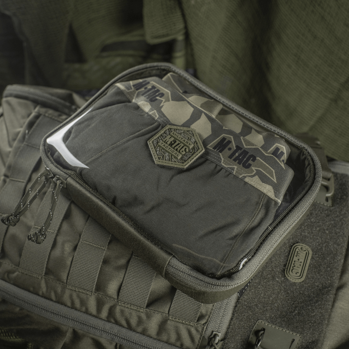 M-Tac Utility Organizer Slim Elite til EDC-kit, ergonomisk design, holdbar Cordura 500D, organiser i PVC-folie, Velcro indvendig væg.