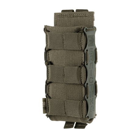 M‑Tac Mag Pouch Kolchan til AK/AR med MOLLE-feste og plastiske sideinnlegg for sikker magasinoppbevaring.