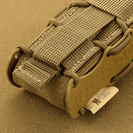M-Tac pistolmagasinlomme Kolchan i slitesterk Cordura med integrert lukkemekanisme og NIJ-sertifisering, vist i galleri posisjon 1.