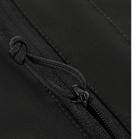 Lukkedetalj av M-Tac Konvert Taske Elite med magnetventil og robust Cordura-materiale.