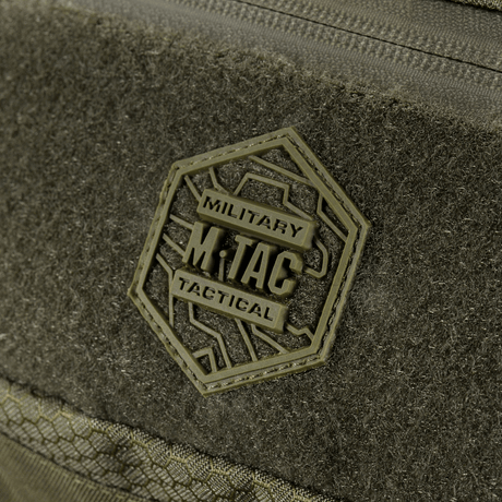 Nærbilde av M‑Tac belteveske Elite Hex med Hex-logo, stilfullt design og vanntett lynlås for hverdag og taktisk utstyr.