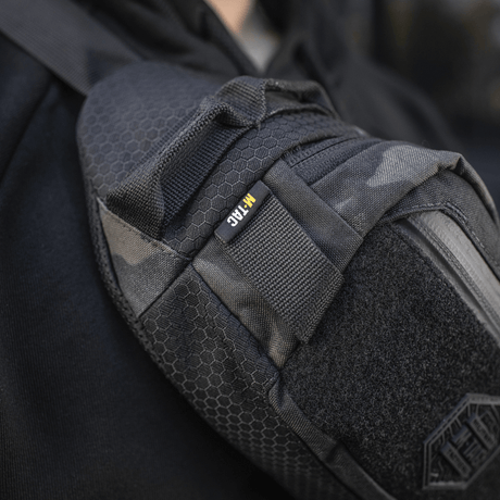 M‑Tac belteveske Elite Hex i Cordura med YKK-glidelåser og Woojin-spenner, ideell for taktisk bruk og hverdagsoppbevaring.