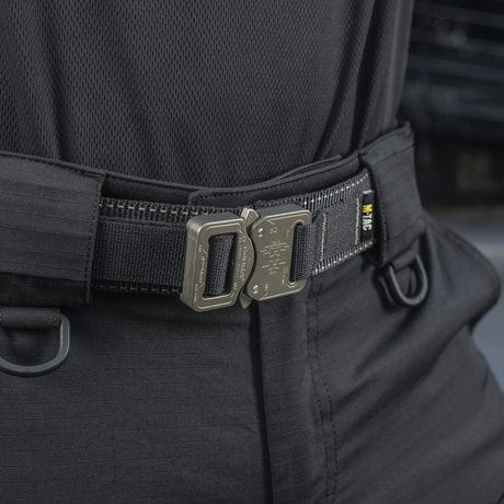M-Tac Taktisk Bælte med Cobra-spænde i slidstærkt nylonwebbing, perfekt til militær og aktiv brug.