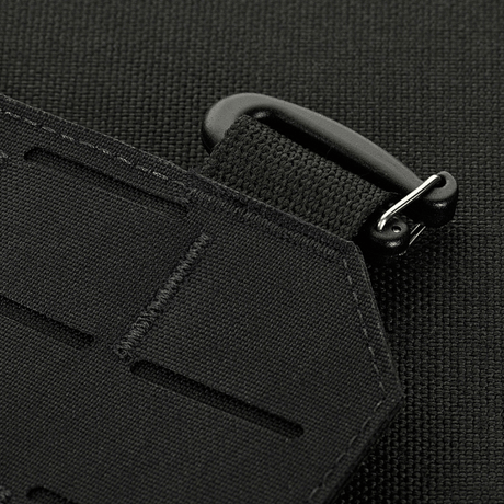 M-Tac frontpanel til Plate Carrier Cuirass QRS XL i slitesterkt Cordura 500D med NIJ-sertifisering, detalj av spenn, galleri posisjon 1.