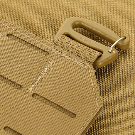 M-Tac frontpanel til Plate Carrier Cuirass QRS XL i slitesterkt Cordura 500D med NIJ-sertifisering, detaljert spenn, galleri posisjon 1.