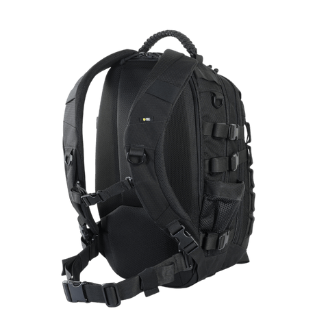 M-Tac Mission Rygsæk Elite Hex i svart med ergonomisk design og MOLLE LASER CUT-system, laget av holdbare Cordura-materialer.