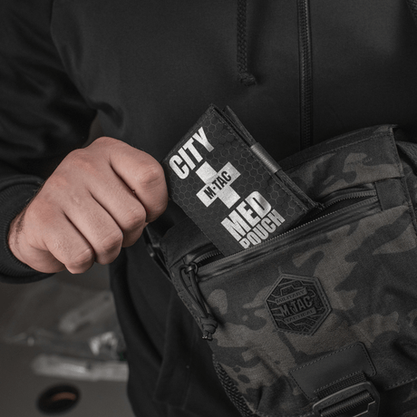 M-Tac City Med Pouch Hex i kompakt design med hexagonmønstret ripstop, bærbar førstehjelpspung, vist i galleri posisjon 1