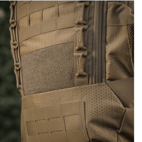 Nærbilde av M-Tac Ryggsekk Large Elite Hex Gen. IV med kraftig Cordura-materiale for holdbarhet og lang levetid.