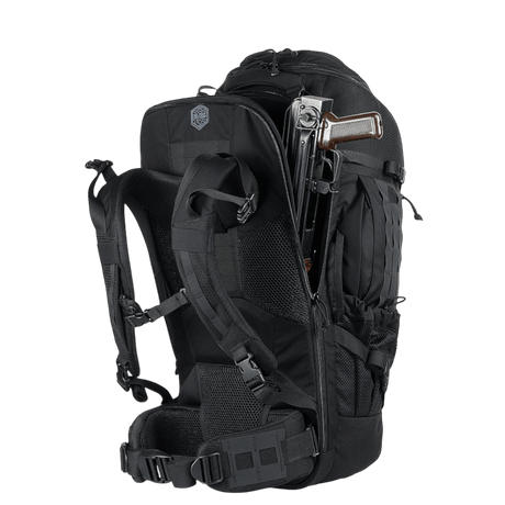 M-Tac Rygsæk Large Elite Hex Gen. IV i sort viser våpenbærefunksjon og robust Cordura-materiale. Perfekt for utendørs eventyr.