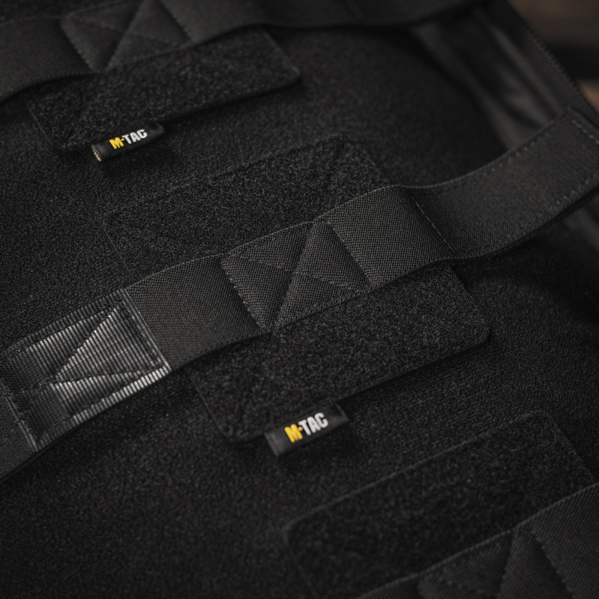 M‑Tac Indlæg til Rygsæk (3 stk) med Velcro-panel for nem fastgørelse og indvendig støtte, designet til våbenkasser og rygsæktilbehør.