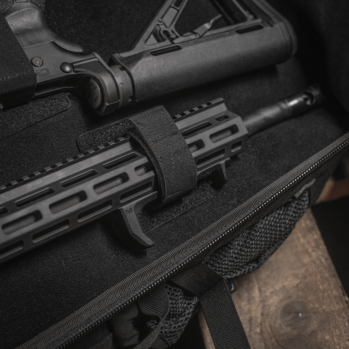 M‑Tac Indlæg til Rygsæk (3 stk) til demonterede AR-15 og AK karbiner med justerbare indlæg i en rygsæk med Velcro-panel.