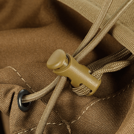 Nærbilde av M‑Tac Magasinsæk Dump Pouch Lite Elite i Cordura 500D med hurtiglukkesystem og drenerende bunn.