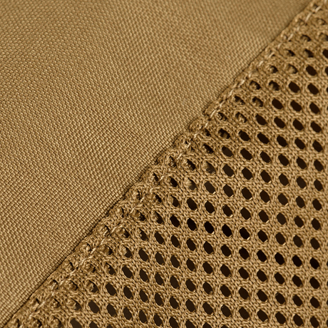 Detalj av M‑Tac Magasinsæk Dump Pouch Lite Elite i Cordura 500D-materiale med ventilasjon og robust konstruksjon.