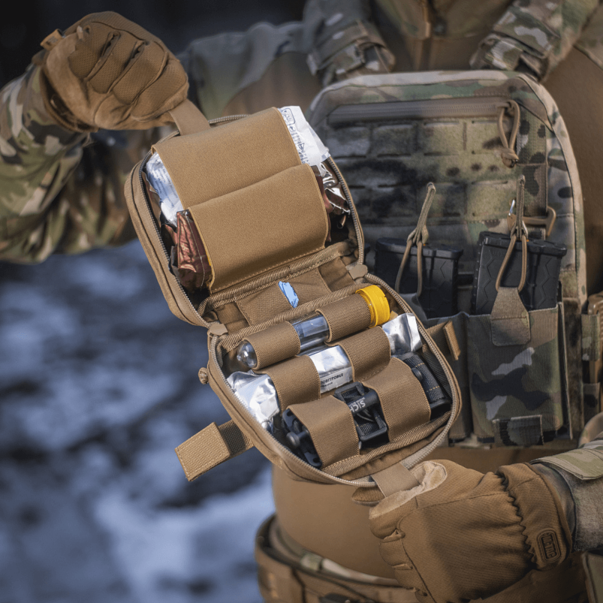 M-Tac Horisontal Medic Lomme Large Elite - feltkit fra ukrainske mærke M-TAC fremstillet af Cordura 500D, ideel til førstehjælp.